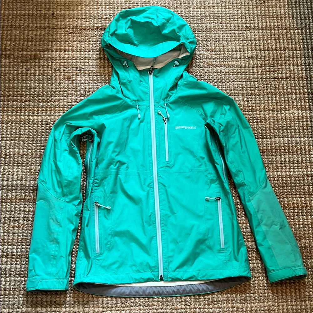 Patagonia Green Torrentshell Stretch Rain Jacket